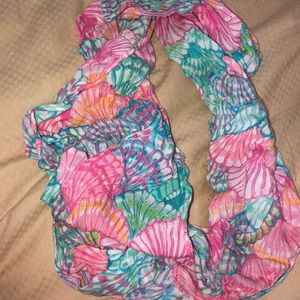 Lilly Pulitzer scarf never worn